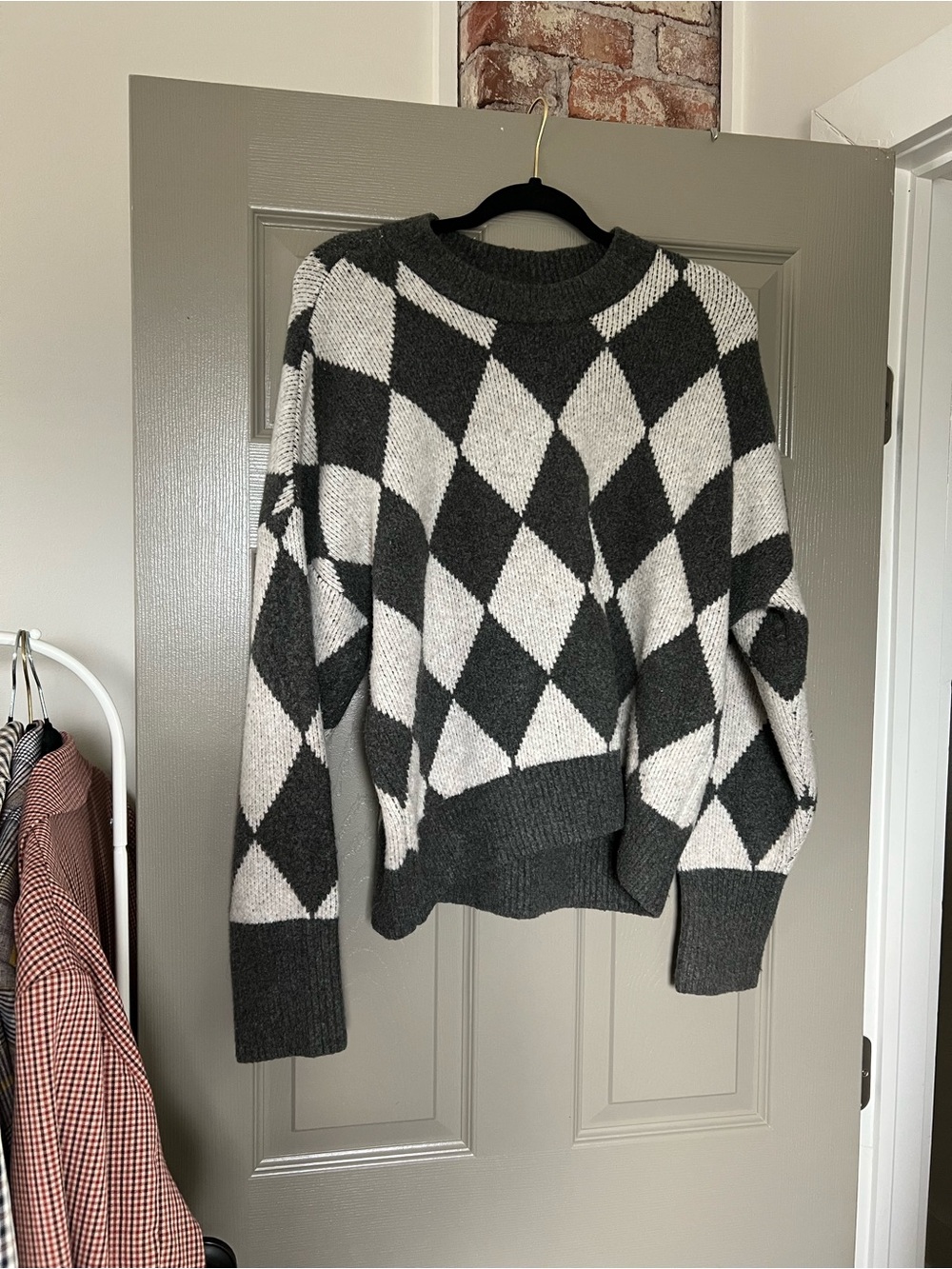 Abercrombie & Fitch Charcoal and Cream Argyle Crewneck Sweater